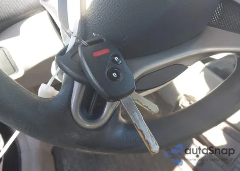 2010 Honda Insight Ex z USA, uszkodzony, nr VIN JHMZE2H79AS040572